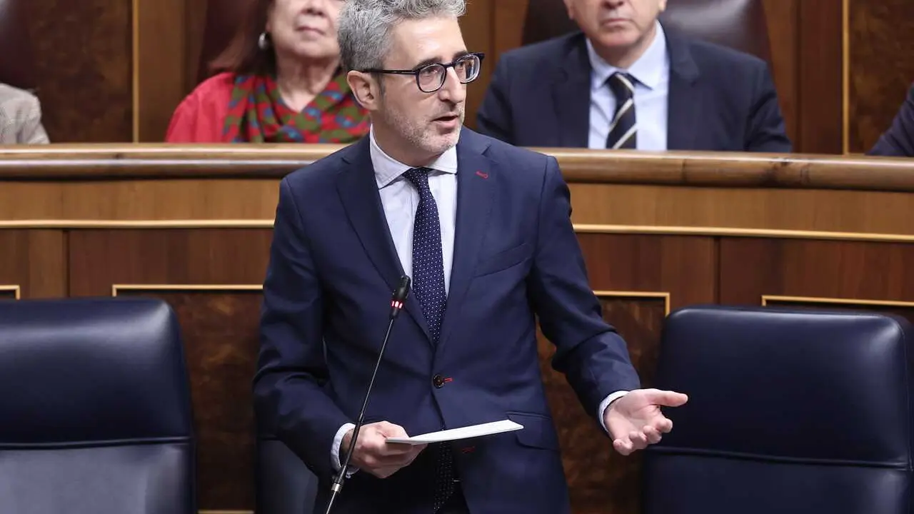 El ministro de Hacienda, Arcadi Espa&ntilde;a, durante la sesi&oacute;n de control al Gobierno en el Pleno del Congreso de este mi&eacute;rcoles, 15 de abril
