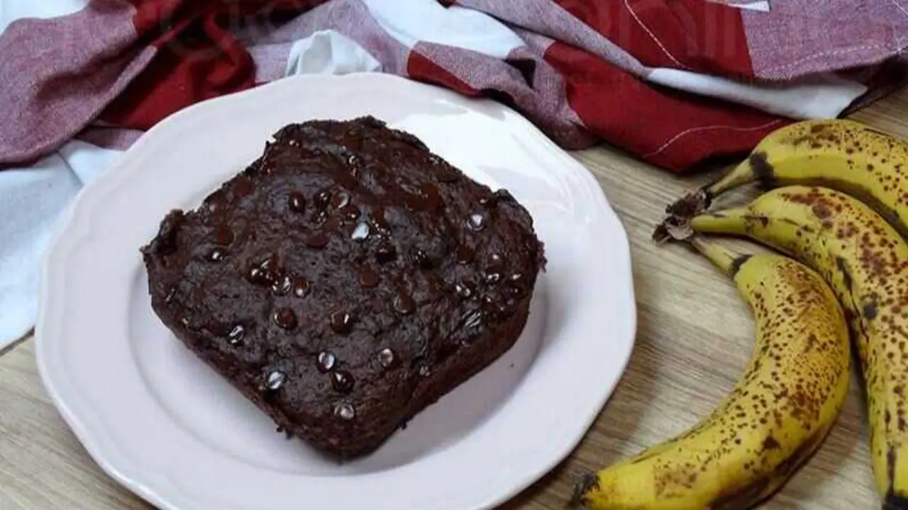 Cocina este Bizcocho de chocolate saludable, con 3 minutos en el microondas