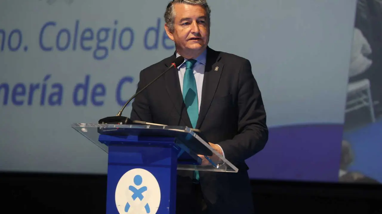 Imagen del acto homenaje del Colegio de Enfermer&iacute;a de C&aacute;diz celebrado en Museos de la Atalaya de Jerez de la Frontera (C&aacute;diz). Imagen del consejero de Sanidad, Presidencia y Emergencias, Antonio Sanz. El Colegio de Enfermer&iacute;a de C&aacute;diz celebra hoy, s&aacute;bado 