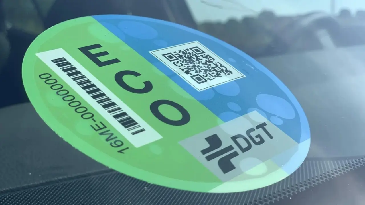 Pegatina ECO de la DGT
