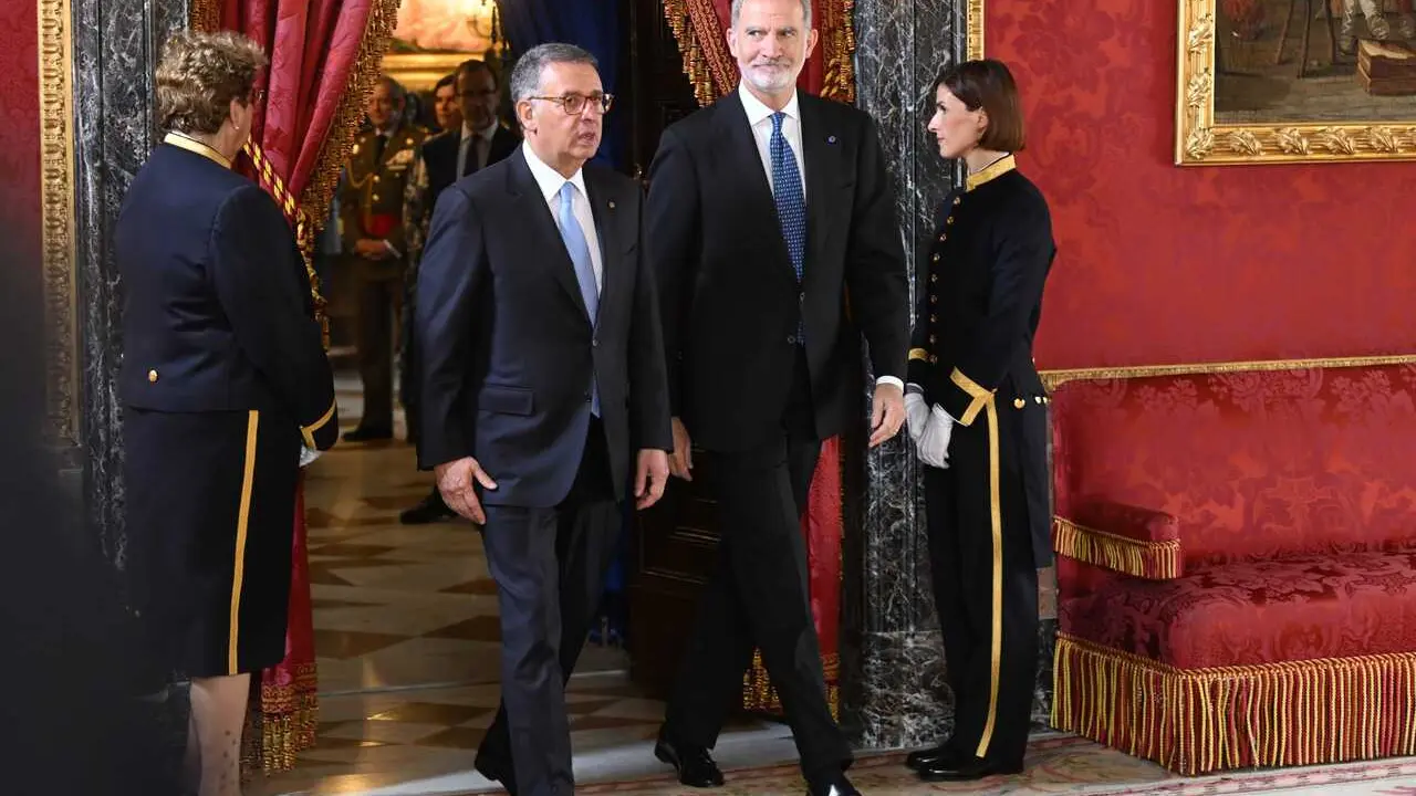 El presidente de la Rep&uacute;blica Portuguesa, Ant&oacute;nio Jos&eacute; Seguro, y el Rey Felipe VI durante la audiencia ofrecida en el Palacio Real, 20 de abril de 2026, en Madrid (Espa&ntilde;a).