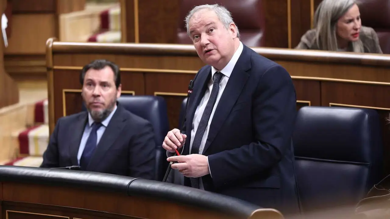 El ministro de Industria y Turismo, Jordi Hereu, durante un pleno en el Congreso de los Diputados, a 15 de abril de 2026, en Madrid (Espa&ntilde;a). 