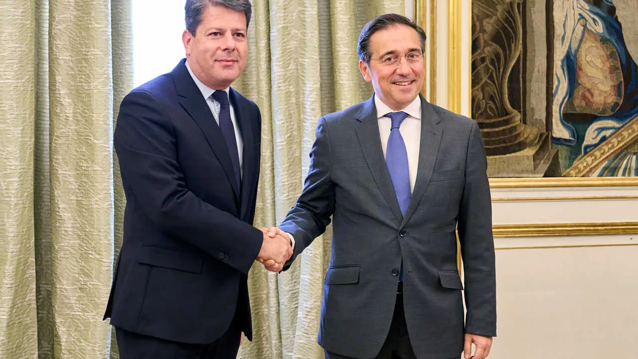 22/04/2026     Foto: Guillermo Navarro/MAEC

Palacio de Viana, Madrid. Encuentro del Ministro con Fabian Picardo, Ministro principal de Gibraltar.