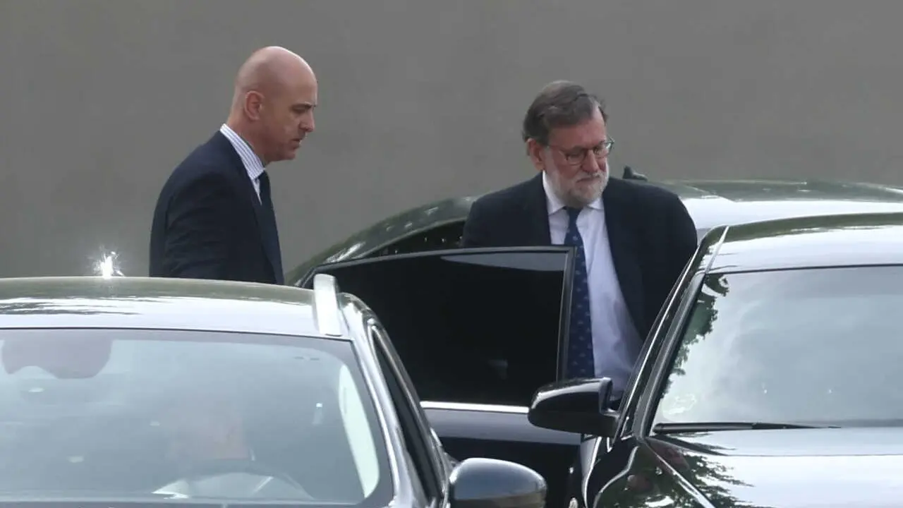 El expresidente del Gobierno, Mariano Rajoy, a su salida de la Audiencia Nacional, a 23 de abril de 2026, en San Fernando, Madrid (Espa&ntilde;a). El caso Kitchen investiga la presunta operaci&oacute;n del Ministerio del Interior para sustraer informaci&oacute;n sensible al e