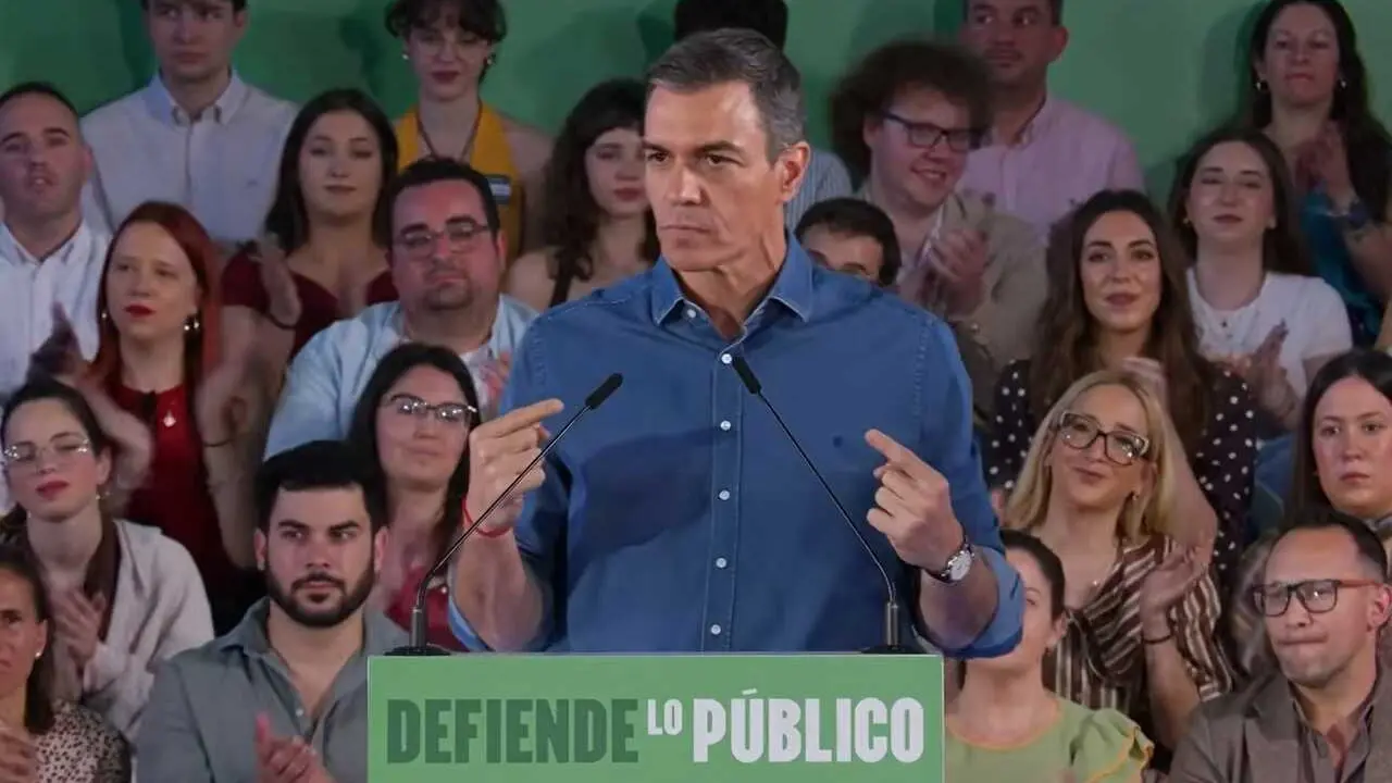 El presidente del Gobierno, Pedro S&aacute;nchez, en un acto de precampa&ntilde;a de las elecciones andaluzas