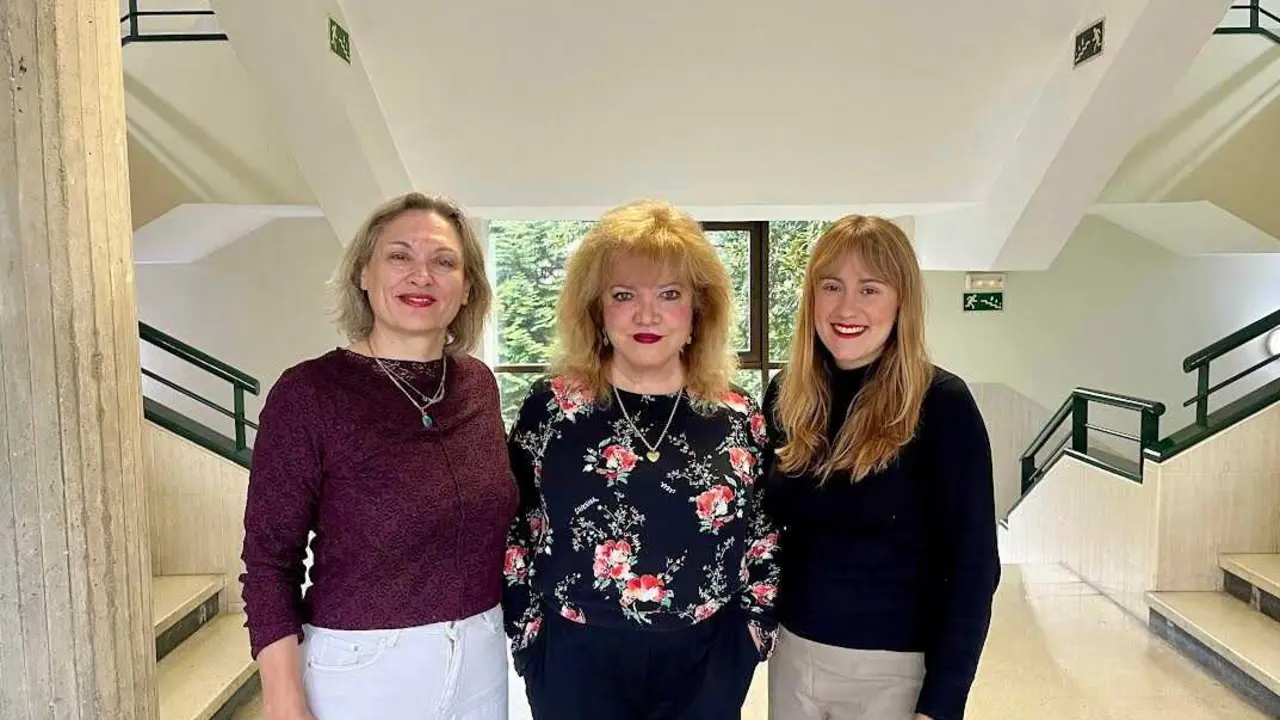 Cecilia D&iacute;az M&eacute;ndez, Isabel Garc&iacute;a Espejo y Sonia Otero Est&eacute;vez