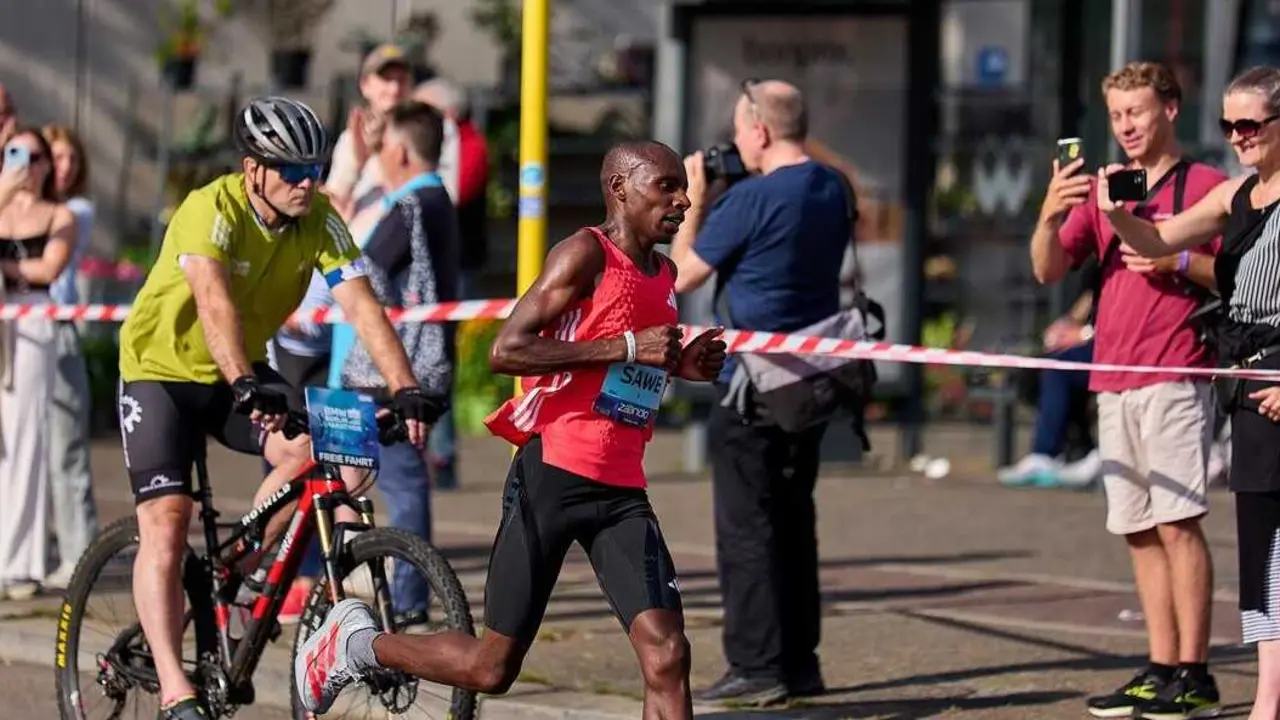 Rompieron la barrera de 2 horas en marat&oacute;n en Londres por primera vez