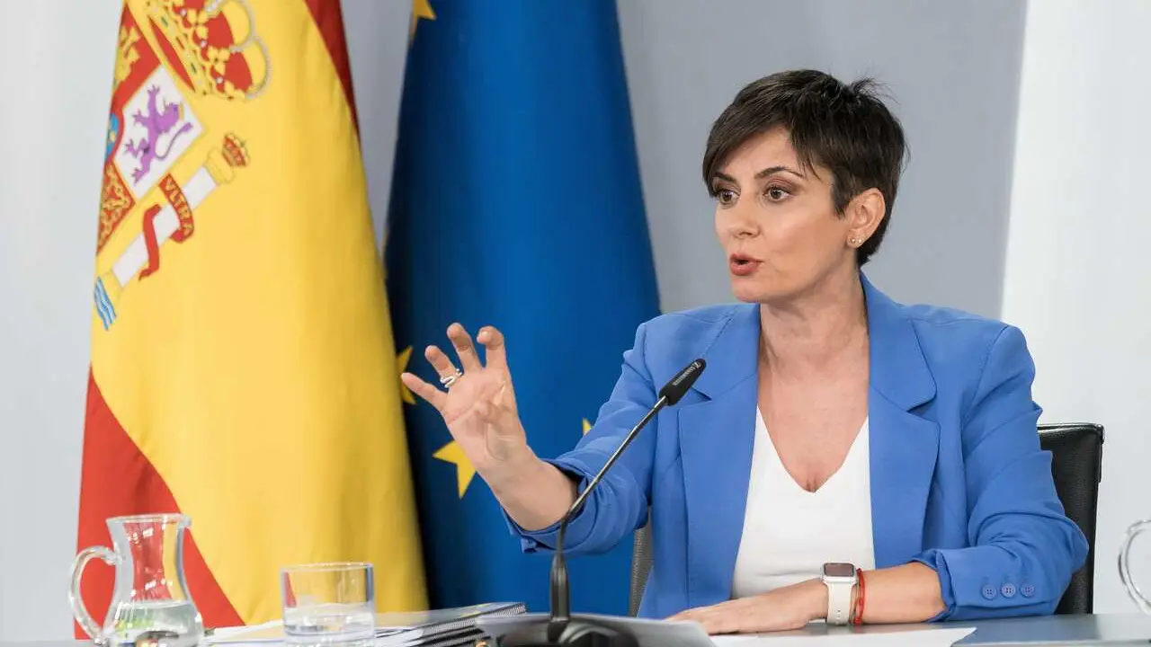 La ministra de Vivienda y Agenda Urbana, Isabel Rodr&iacute;guez