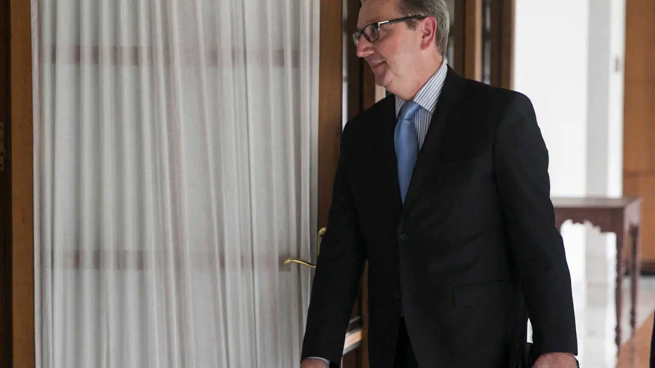 SEVILLA, 21.11.19.Comisi&oacute;n de investigaci&oacute;n en el Parlamento andaluz sobre la extinta Faffe.  El exconsejero de Empleo Manuel Recio a su llegada.