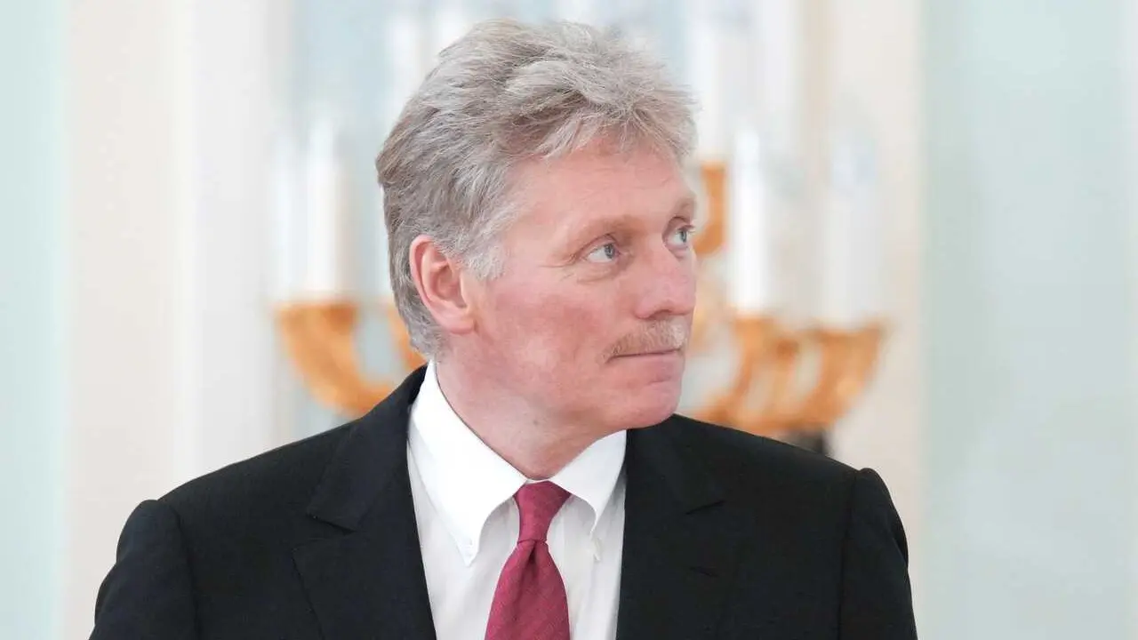 Archivo - FILED - 26 July 2023, Russia, Saint Petersburg: Kremlin spokesman Dmitry Peskov attends a meeting at the Konstantinovsky Palace. Photo: Vladimir Smirnov/KREMLIN/dpa - ATTENTION: editorial use only and only if the credit mentioned above is refere