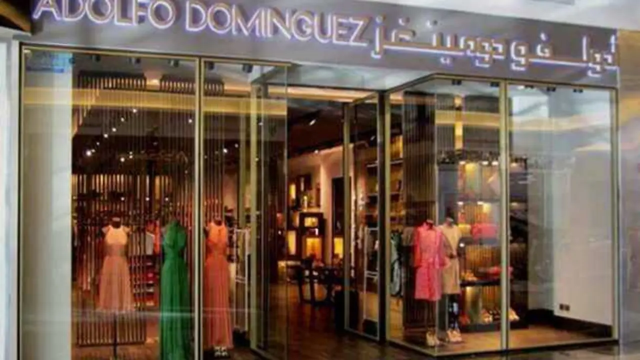 Archivo - Tienda De Adolfo Dom&iacute;nguez En Arabia Saud&iacute;