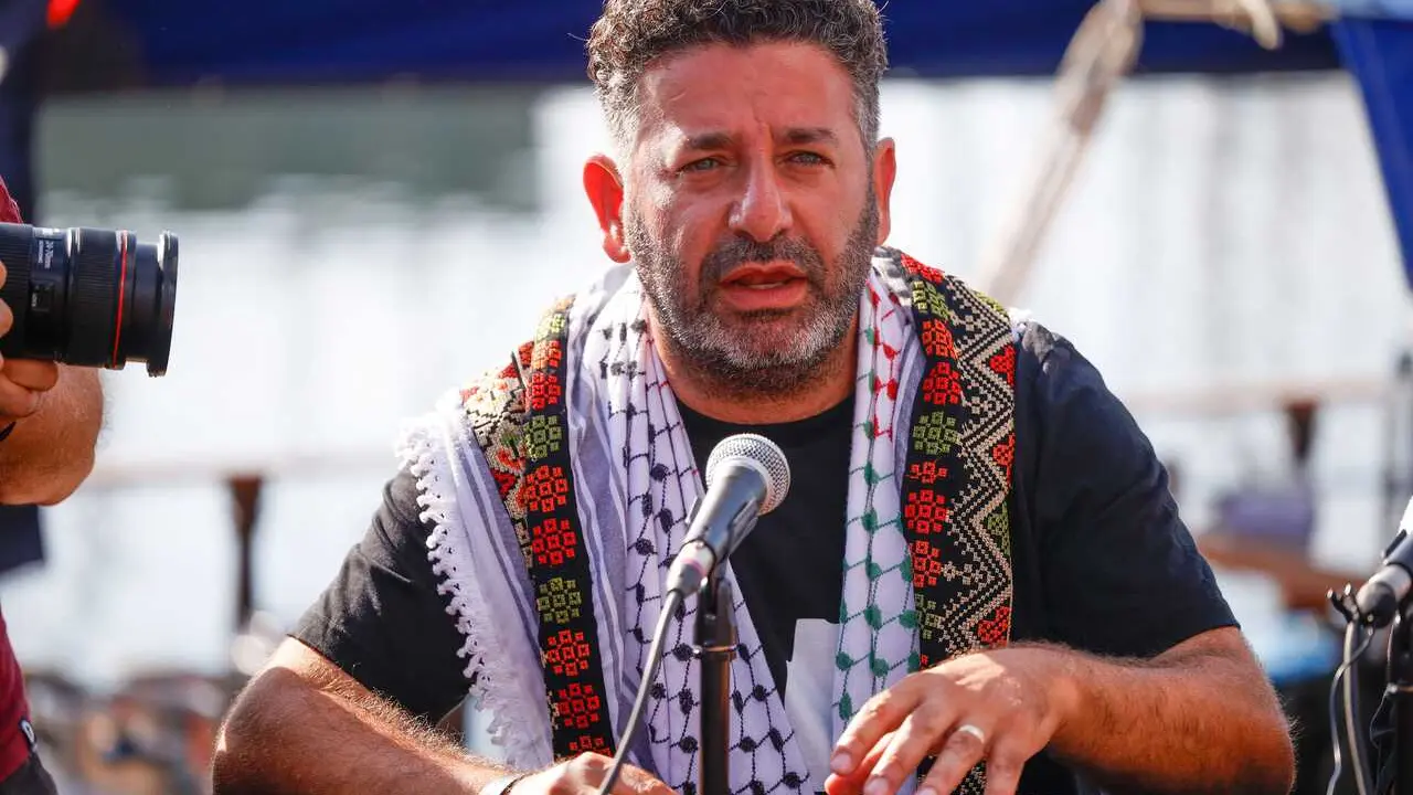 Archivo - El activista de la Global Sumud Flotilla, Saif Abukeshek