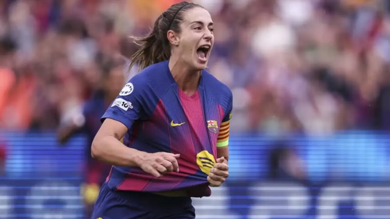 Alexia Putellas celebra uno de sus goles ante el Bayern