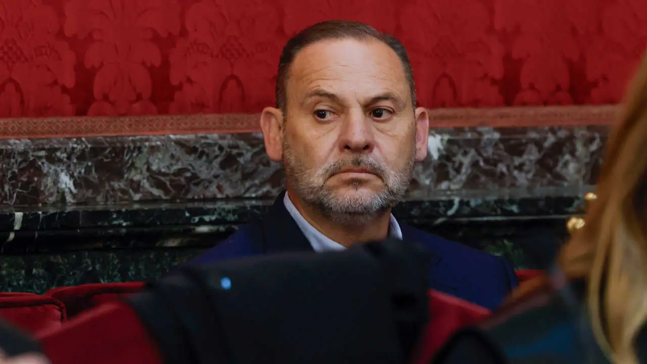 El exministro Jos&eacute; Luis &Aacute;balos en el banquillo de los acusados durante el juicio por el 'caso mascarillas' en el Tribunal Supremo, a 7 de abril de 2026, en Madrid (Espa&ntilde;a).