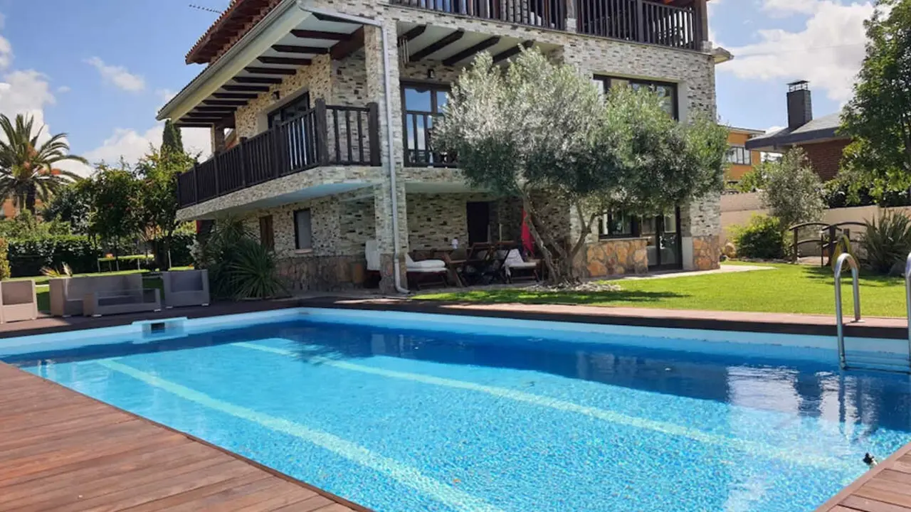 Piscina.