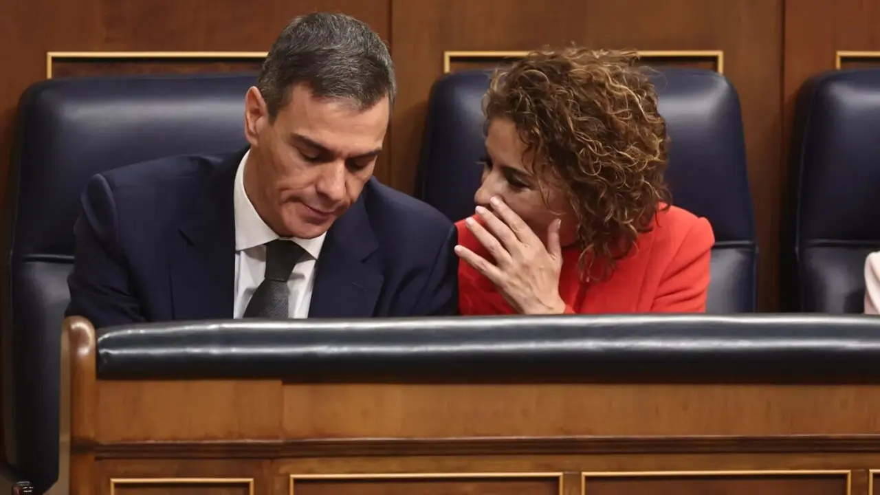 Pedro S&aacute;nchez y Mar&iacute;a Jes&uacute;s Montero