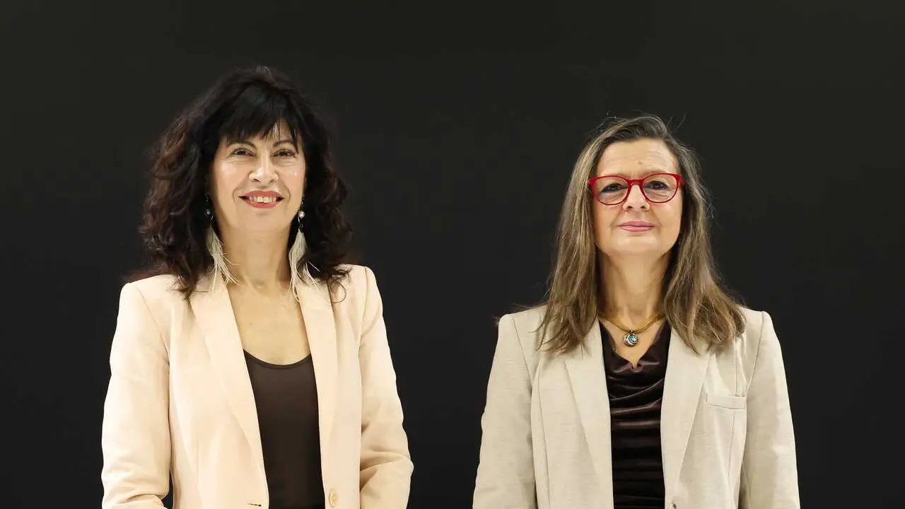 Archivo - La ministra de Igualdad, Ana Redondo (i), y la jueza Carmen Mart&iacute;nez Perza (d) durante la presentaci&oacute;n de la Macroencuesta de Violencia contra la Mujer, en el Ministerio de Igualdad, a 3 de diciembre de 2025, en Madrid (Espa&ntilde;a). 