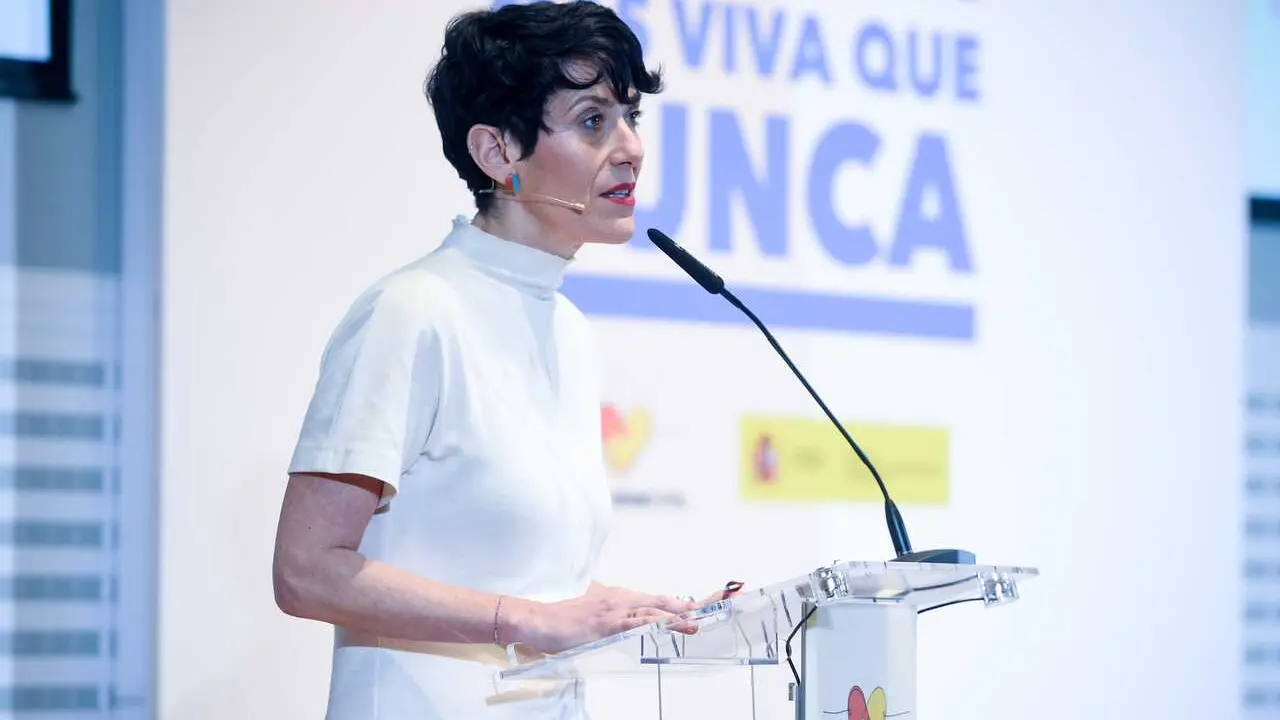 Archivo - La ministra de Inclusi&oacute;n, Seguridad Social y Migraciones, Elma Saiz, interviene durante la jornada 'IMV: una pol&iacute;tica m&aacute;s viva que nunca', en el Ministerio de Econom&iacute;a, a 26 de febrero de 2024, en Madrid (Espa&ntilde;a). Durante el acto, dedicado a la 