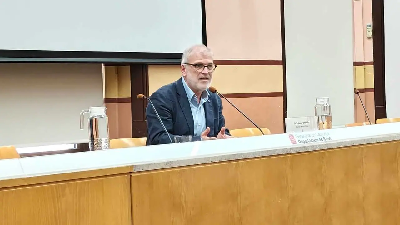 El secretario de Salud P&uacute;blica de Catalunya, Esteve Fern&aacute;ndez