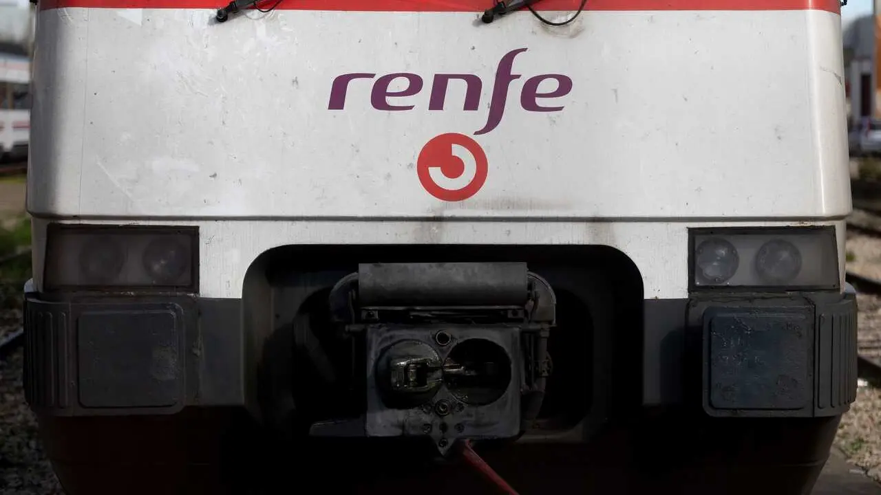Archivo - Tren de la red de Cercan&iacute;as Madrid, a 28 de enero de 2026, en Madrid (Espa&ntilde;a). 