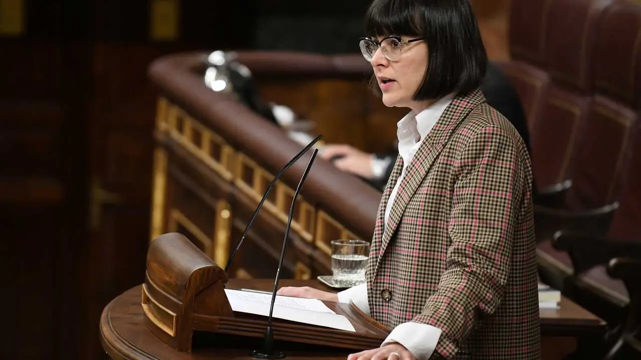 Archivo - La diputada de Sumar En Com&uacute; Podem, Julia Boada, durante una sesi&oacute;n plenaria, en el Congreso de los Diputados, a 19 de marzo de 2024, en Madrid (Espa&ntilde;a).