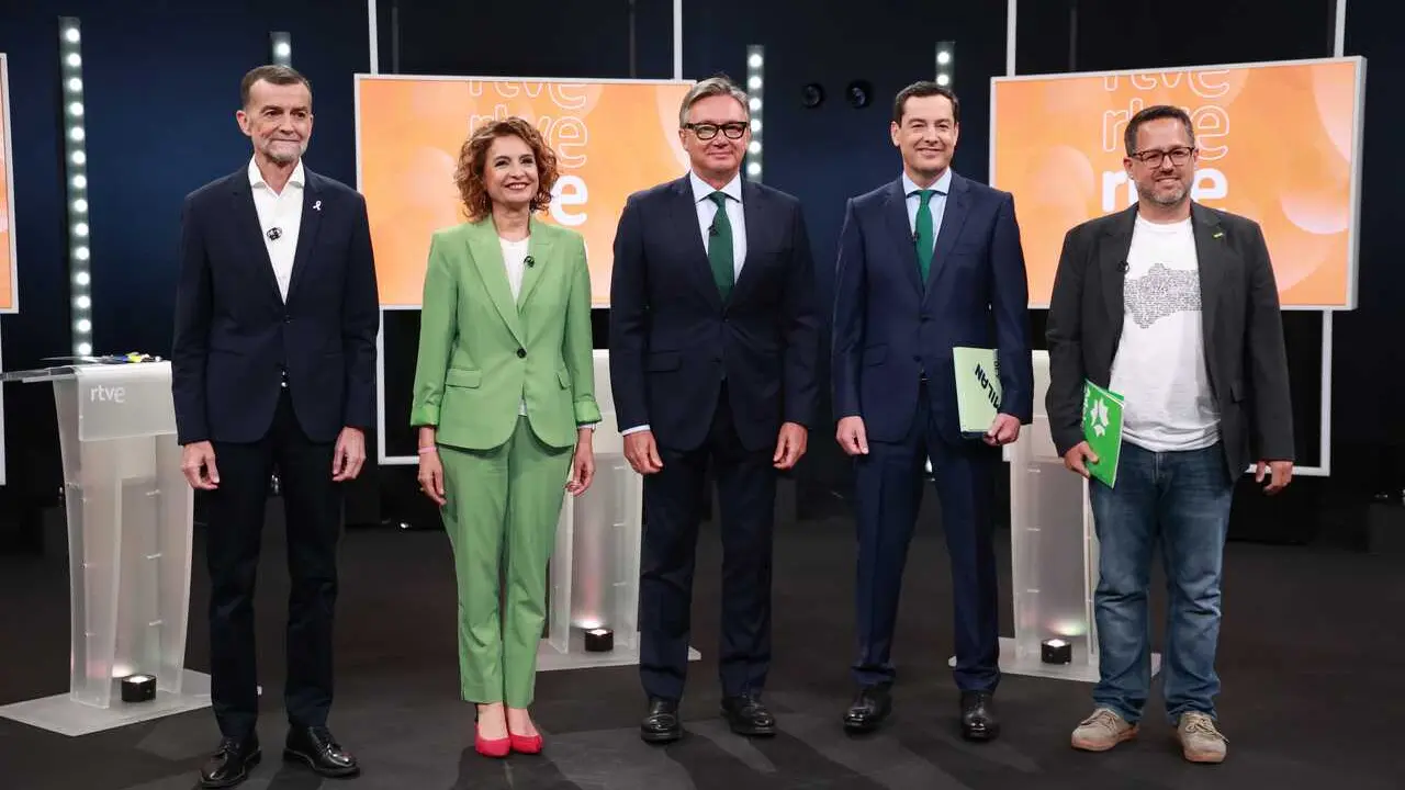 Los cinco candidatos a la Presidencia de la Junta de Andaluc&iacute;a en el debate electoral celebrado en RTVE.