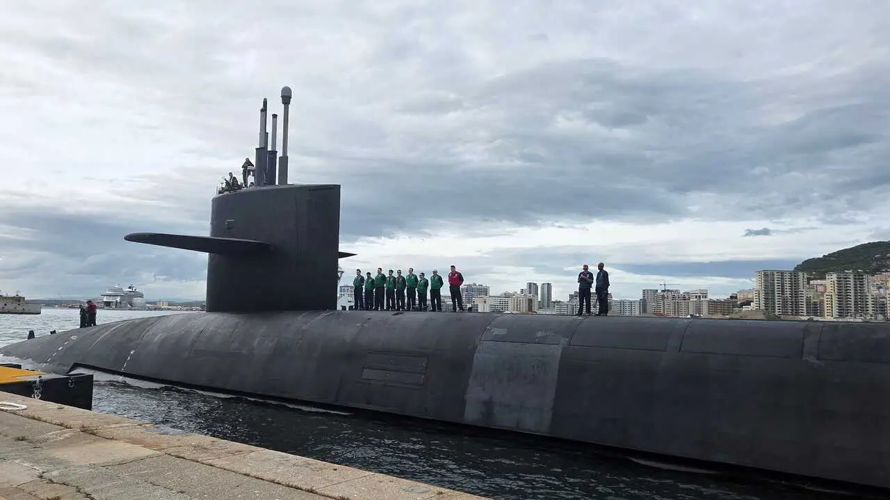 Un submarino nuclear de misiles bal&iacute;sticos tipo Ohio atracado en Gibraltar