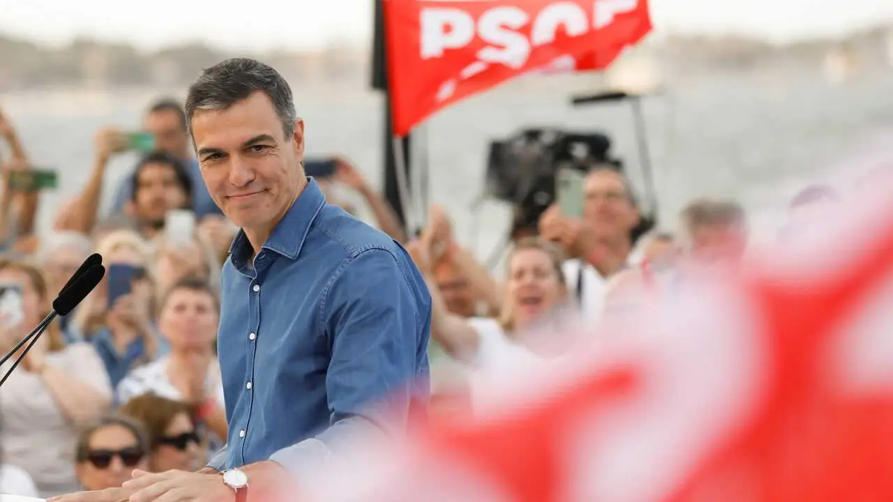 Archivo - El presidente del Gobierno, Pedro S&aacute;nchez