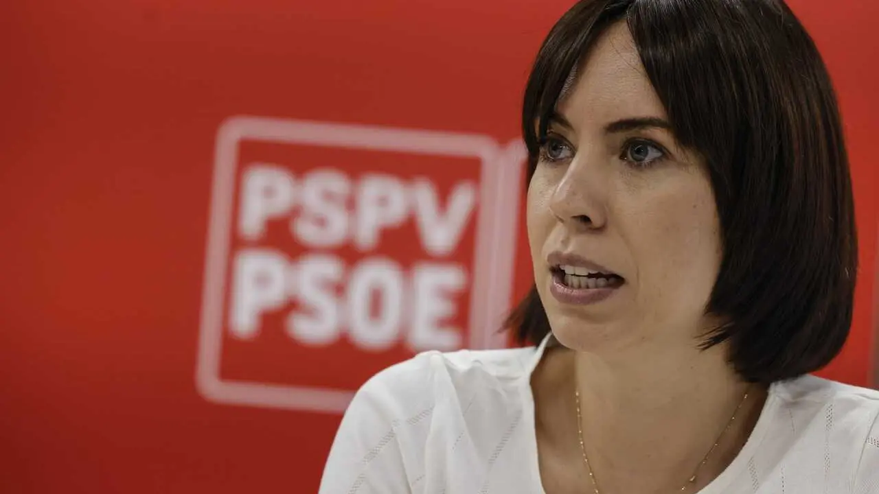 Archivo - La ministra de Ciencia, Innovaci&oacute;n y Universidades y secretaria general del PSPV-PSOE, Diana Morant, durante una entrevista para Europa Press. 