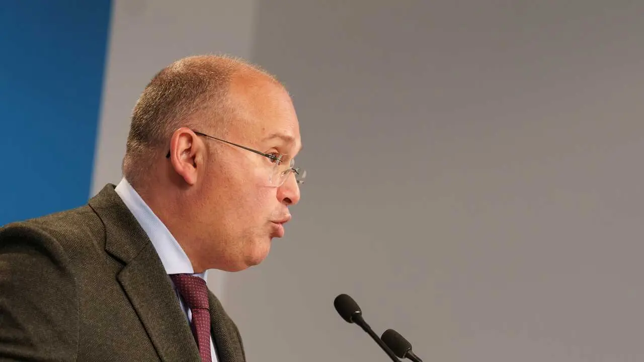 El secretario general del Partido Popular, Miguel Tellado, durante la rueda de prensa posterior al Comit&eacute; de Direcci&oacute;n del PP, a 20 de abril de 2026, en Madrid (Espa&ntilde;a).