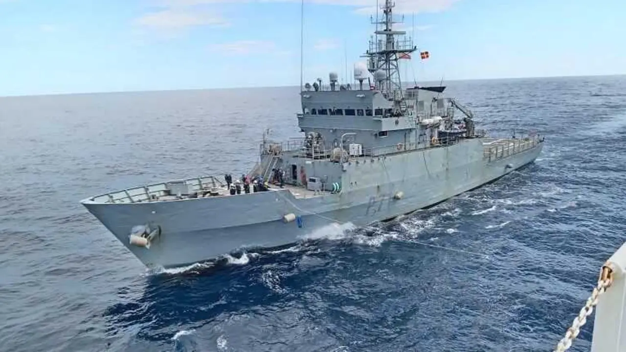El patrullero 'Serviola', que colabor&oacute; en el rescate del carguero ruso 'Ursa Major' hundido frente a Cartagena el 23 de diciembre de 2024. 
