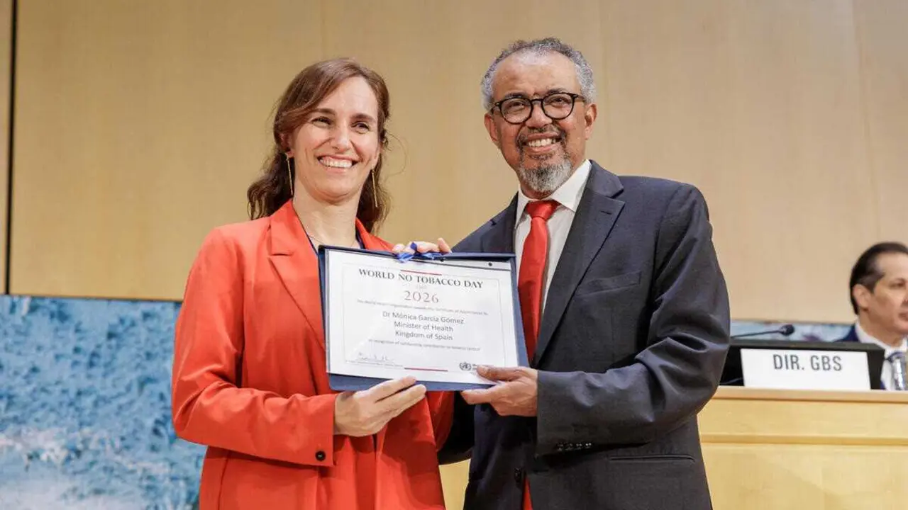 Archivo - La Ministra de Sanidad, M&oacute;nica Garc&iacute;a y el director de la OMS, Tedros Adhanom Ghebreyesus.