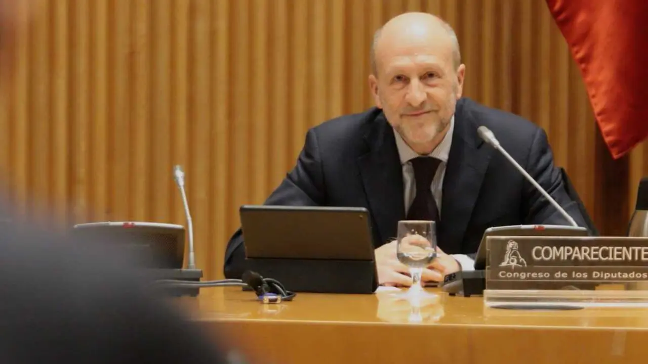 Archivo - El presidente de la autoridad independiente de protecci&oacute;n a las personas que denuncian corrupci&oacute;n, Manuel Villoria. 