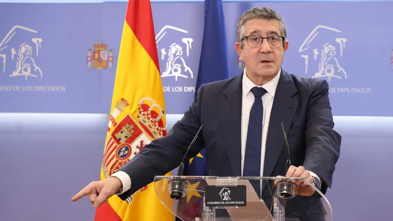 El portavoz del PSOE, Patxi L&oacute;pez, durante una rueda de prensa en el Congreso de los Diputados, a 19 de mayo de 2026, en Madrid (Espa&ntilde;a).