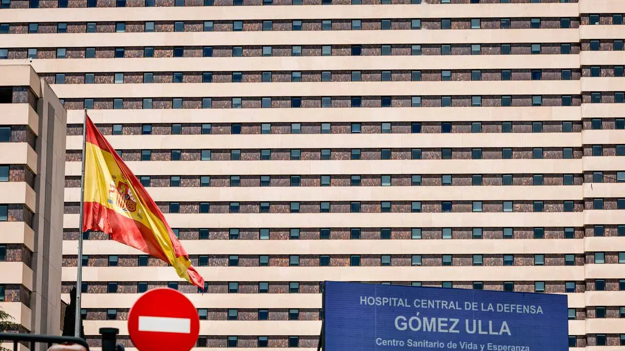 Fachada del Hospital G&oacute;mez Ulla, a 11 de mayo de 2026, en Madrid (Espa&ntilde;a). Garc&iacute;a ha alertado del despido inminente de 200 trabajadores temporales en el Hospital G&oacute;mez Ulla.