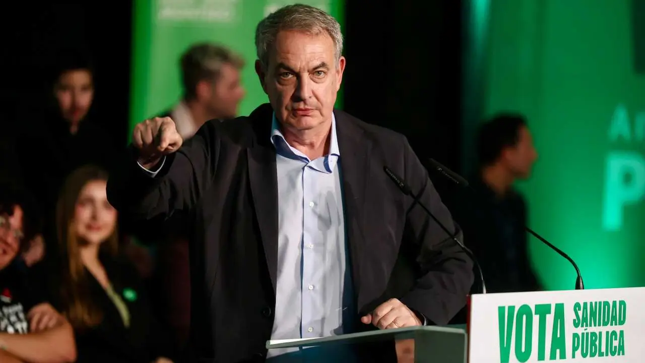 El expresidente del Gobierno Jos&eacute; Luis Rodr&iacute;guez Zapatero, durante su intervenci&oacute;n en el mitin. A 14 de mayo de 2026, en C&aacute;diz (Andaluc&iacute;a, Espa&ntilde;a). 