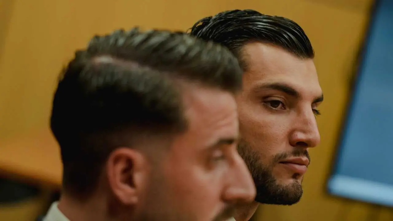 El futbolista Rafa Mir en la Audiencia Provincial de Valencia, a 28 de mayo de 2026, en Valencia, en el juicio en el que est&aacute; acusado de agredir sexualmente a una joven en 2024