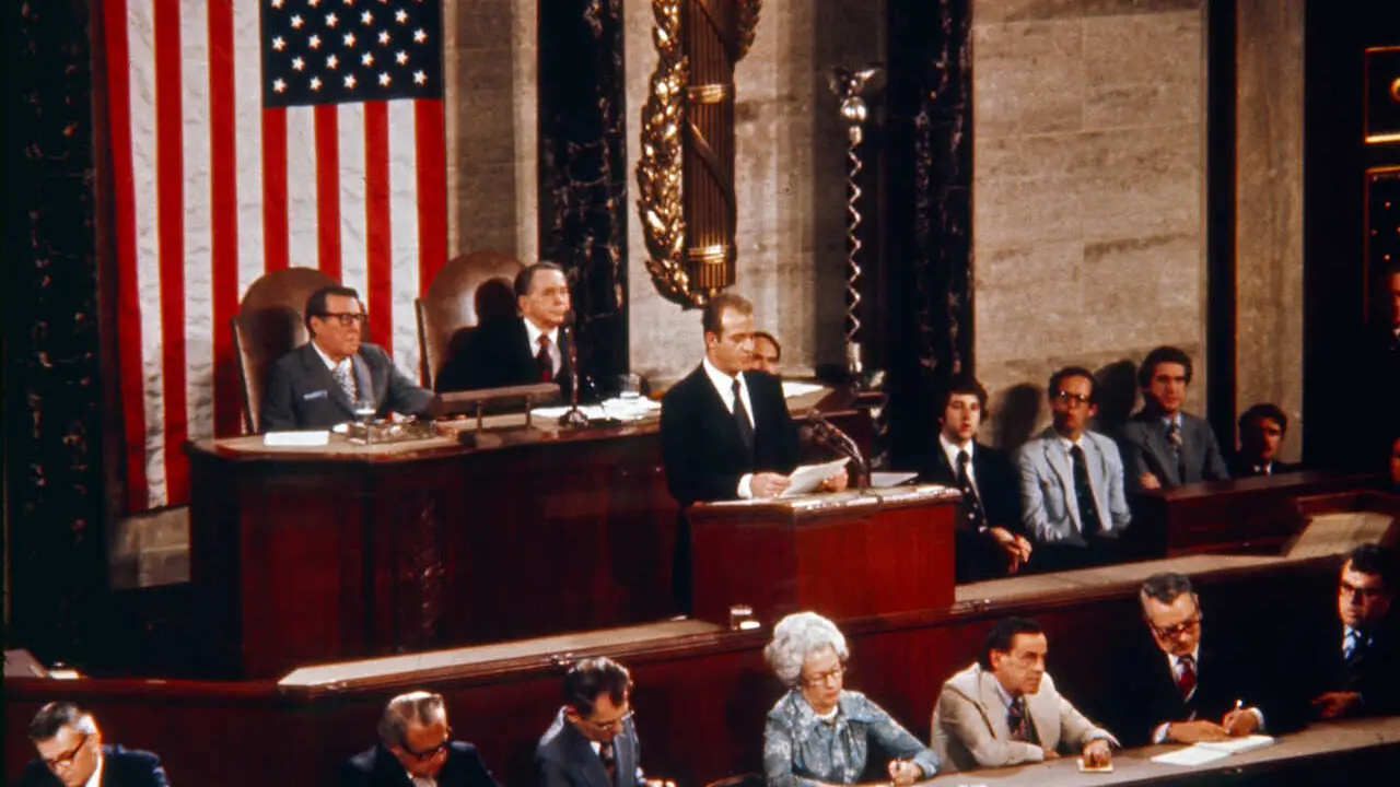 Archivo - (Foto De ARCHIVO) WASHINGTON, ESTADOS UNIDOS - 2 DE JUNIO DE 1976: El Rey De Espa&ntilde;a, Juan Carlos I, Ofrece Un Discurso Frente Al Congreso De Los Estados Unidos Durante Un Viaje Oficial Al Pa&iacute;s Americano.