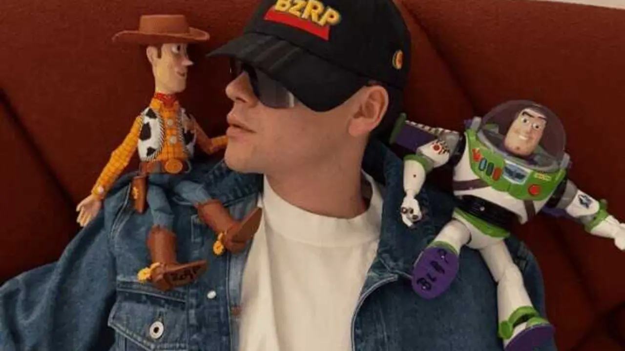 Archivo - Bizarrap tambi&eacute;n se apunta a Toy Story 5 y ser&aacute; la voz de Gnomo de Jard&iacute;n