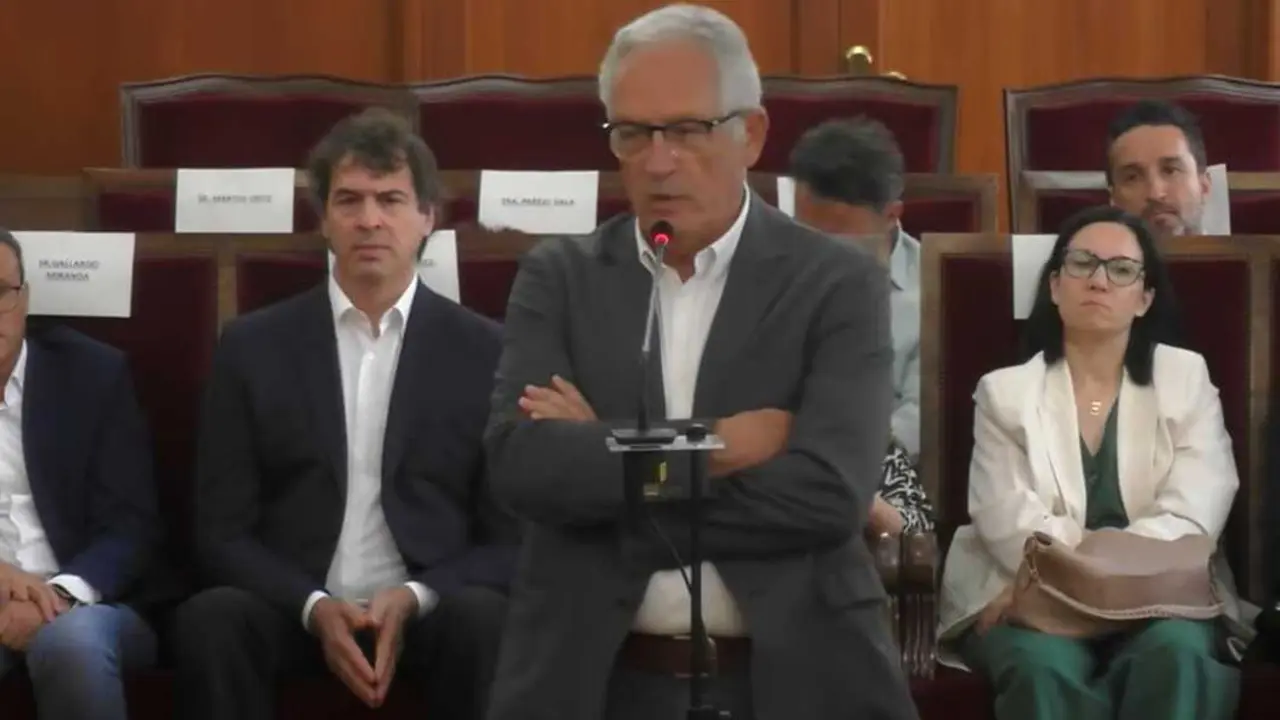 El exdiputado de Cultura de la Diputaci&oacute;n de Badajoz, Francisco Martos, en su declaraci&oacute;n como investigado en el caso David S&aacute;nchez ante la Audiencia Provincial de Badajoz, a 4 de junio de 2026.