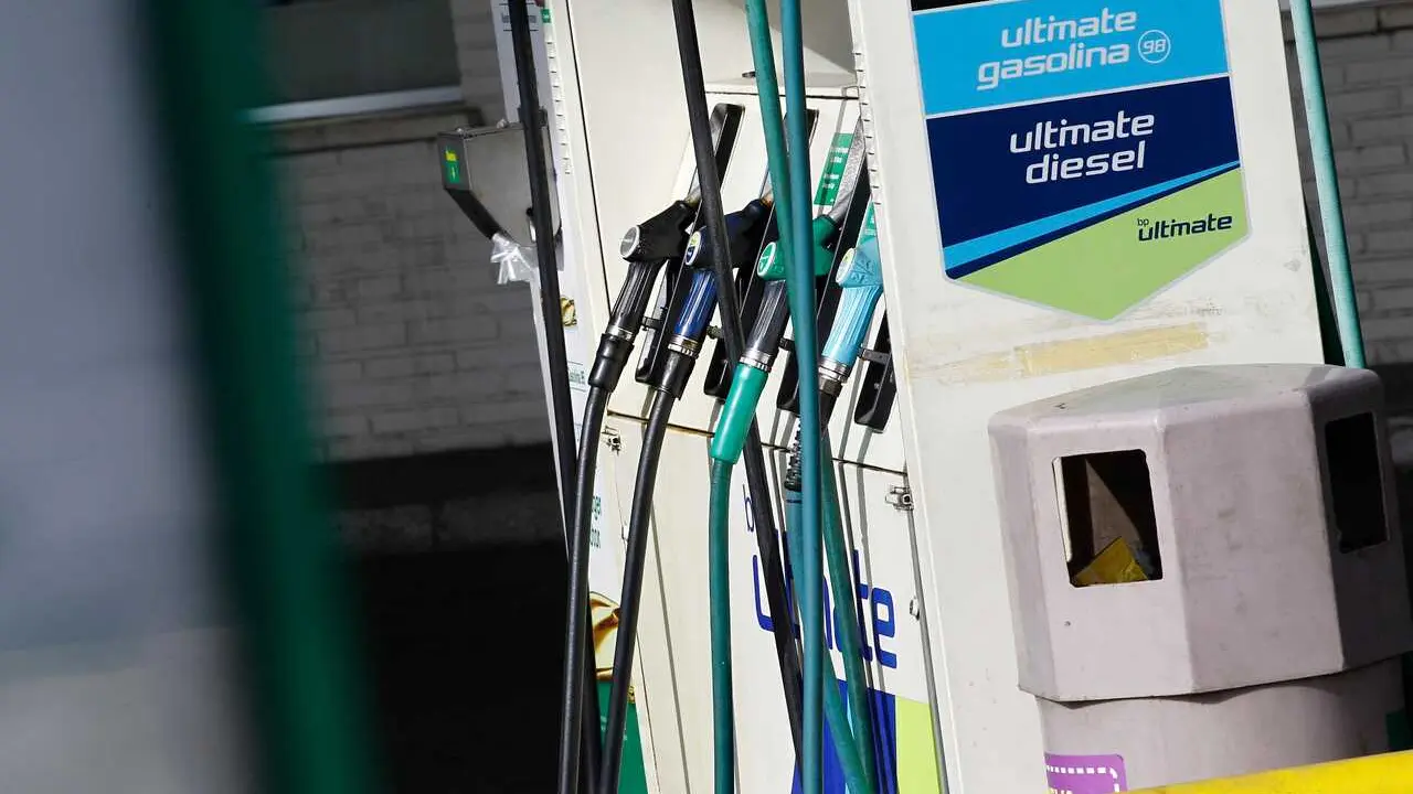 Archivo - Gasolina, gasolinera, gasoil, IPC, precios, consumo, petr&oacute;leo, carburante