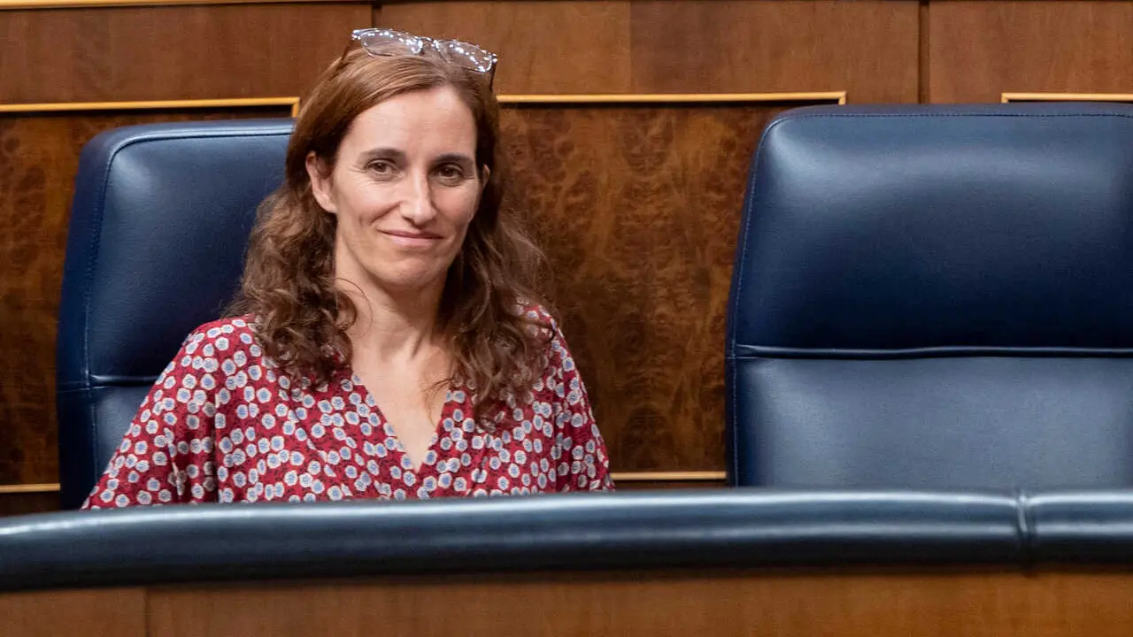 Archivo - La ministra de Sanidad, M&oacute;nica Garc&iacute;a, durante una sesi&oacute;n de control al Gobierno, en el Congreso de los Diputados, a 11 de septiembre de 2024, en Madrid (Espa&ntilde;a). La financiaci&oacute;n singular para Catalu&ntilde;a pactada entre el PSC y ERC es uno de los te