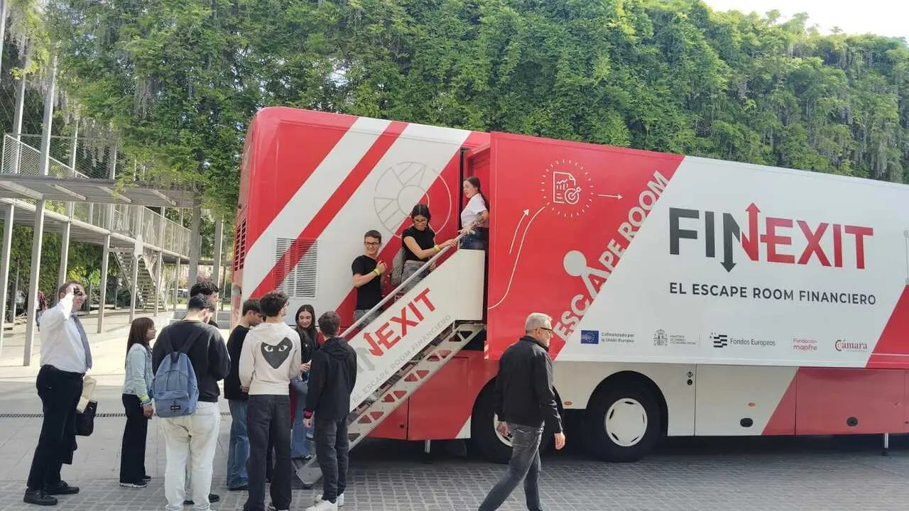 M&aacute;s de 6.500 estudiantes de FP de 116 ciudades espa&ntilde;olas mejoran su educaci&oacute;n financiera a trav&eacute;s del &lsquo;escape room&rsquo; FINEXIT