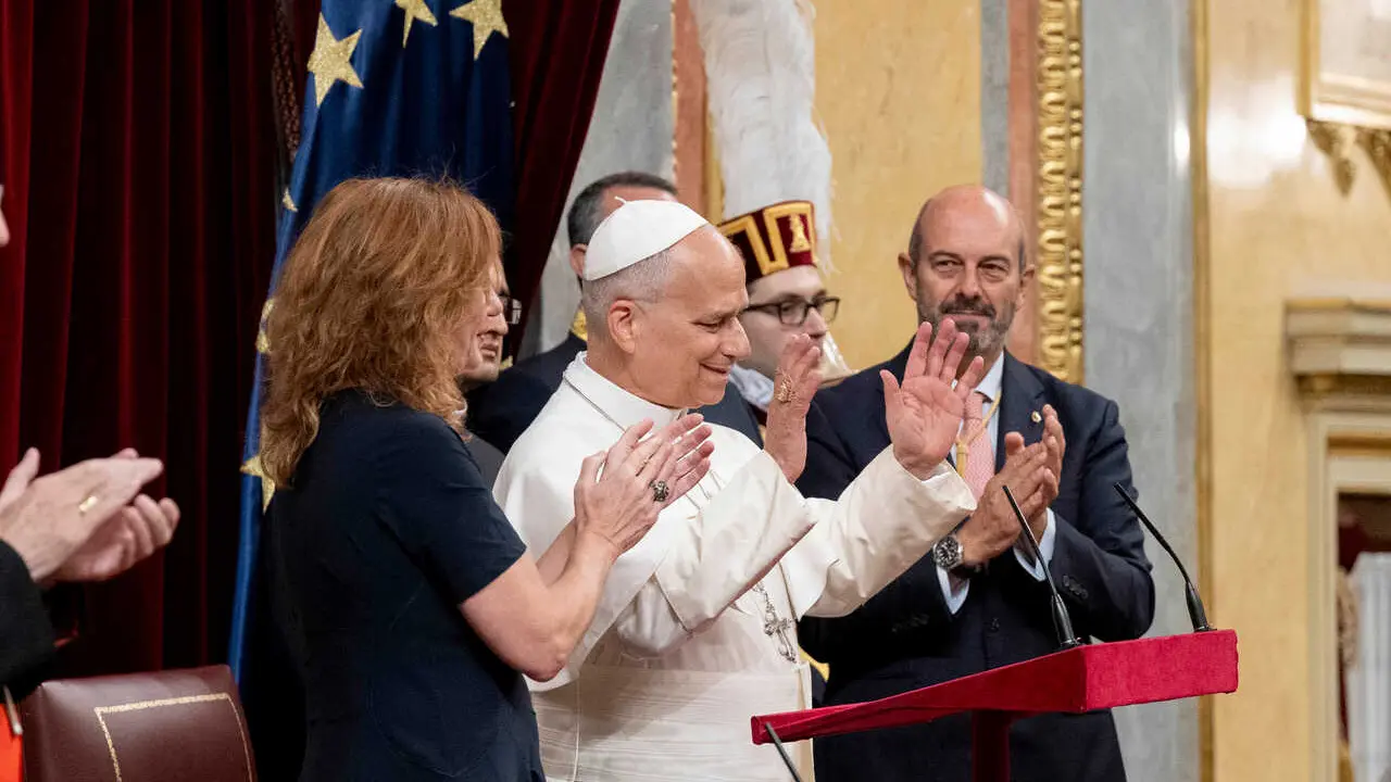 El Papa Le&oacute;n XIV interviene durante su visita al Congreso 