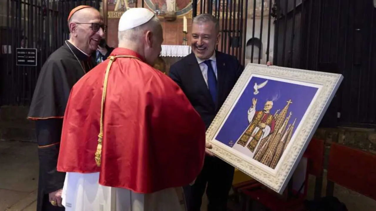 El Papa Le&oacute;n XIV recibe al alcalde de Barcelona, Jaume Collboni.