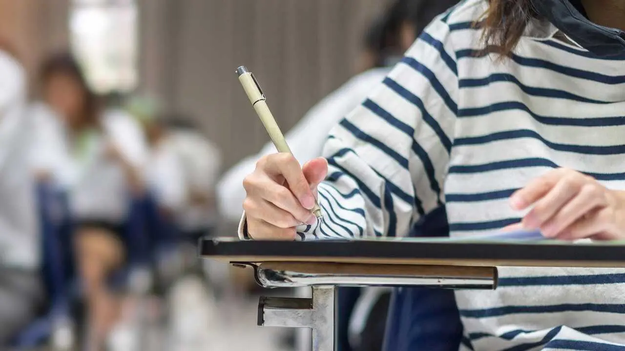 Ayudas para la formaci&oacute;n de profesorado universitario