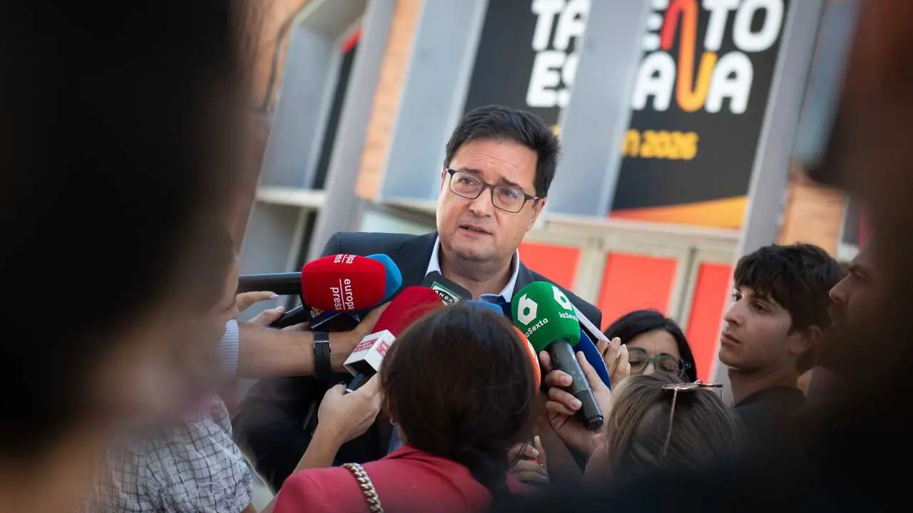 El ministro para la Transformaci&oacute;n Digital, &Oacute;scar L&oacute;pez,  en declaraciones a periodistas este jueves.