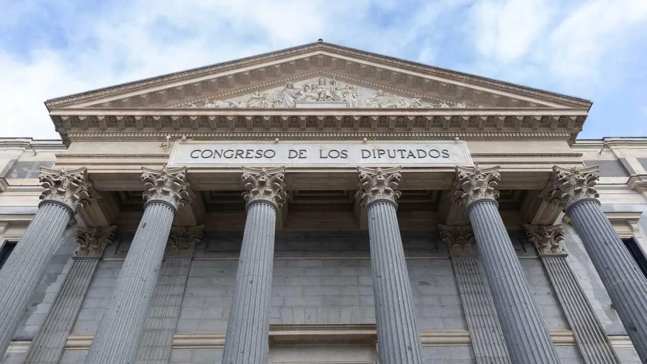 Archivo - Fachada del Congreso de los Diputados, a 5 de febrero de 2026, en Madrid (Espa&ntilde;a).
