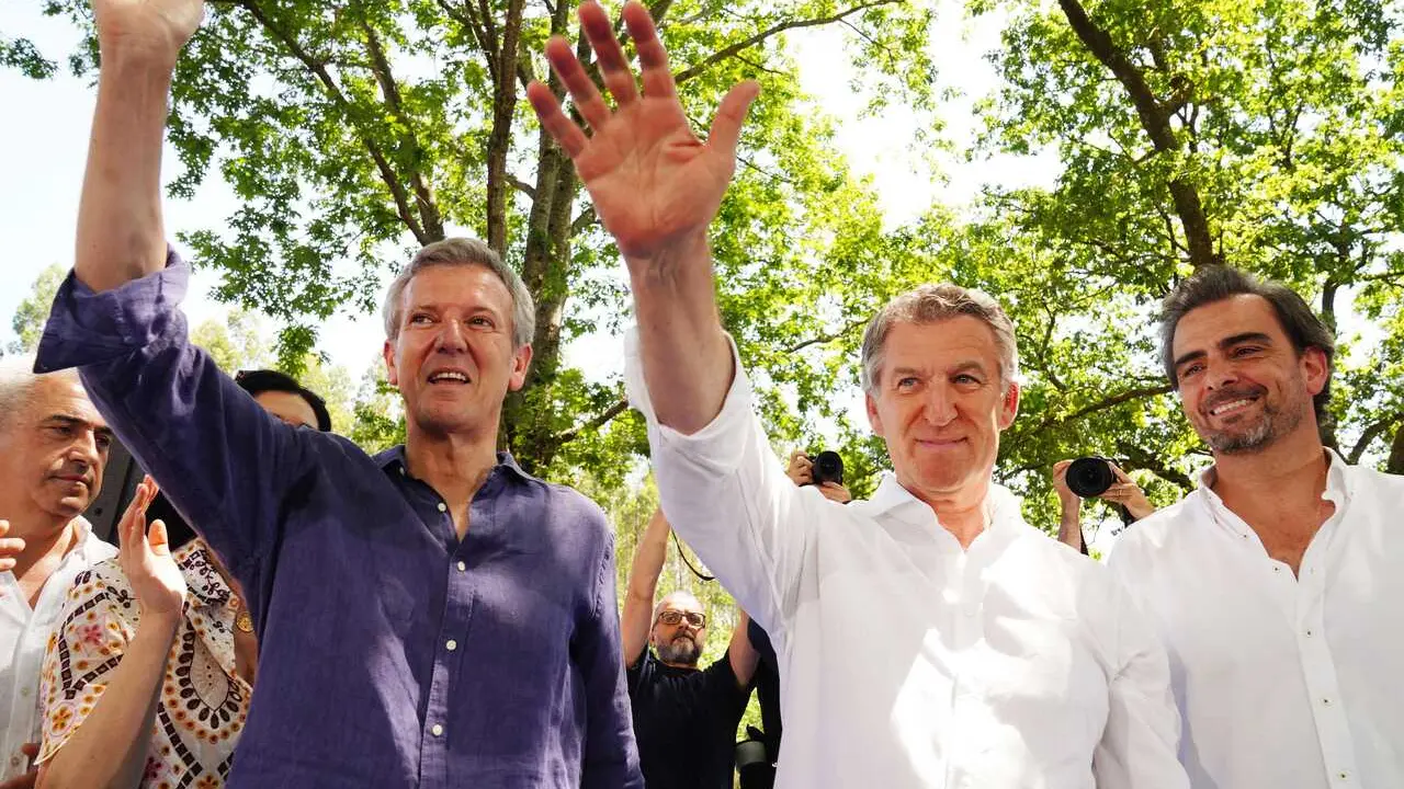Rueda, Feij&oacute;o y Calvo en la romer&iacute;a del PP de O Pino (A Coru&ntilde;a).