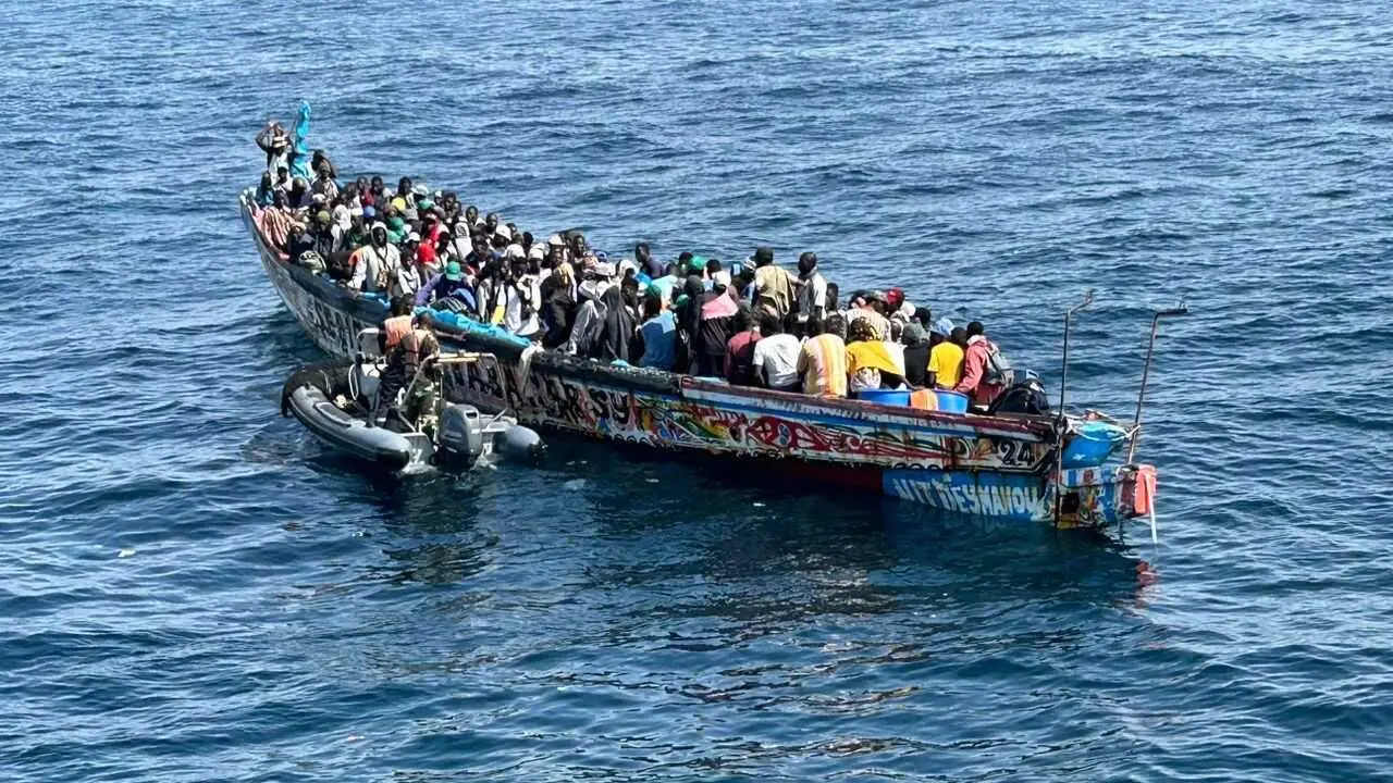 Archivo - Senegal intercepta una embarcaci&oacute;n con 183 migrantes frente a sus costas